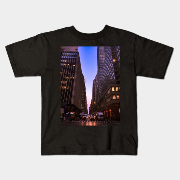 Garment District, Manhattan Kids T-Shirt by eleonoraingrid